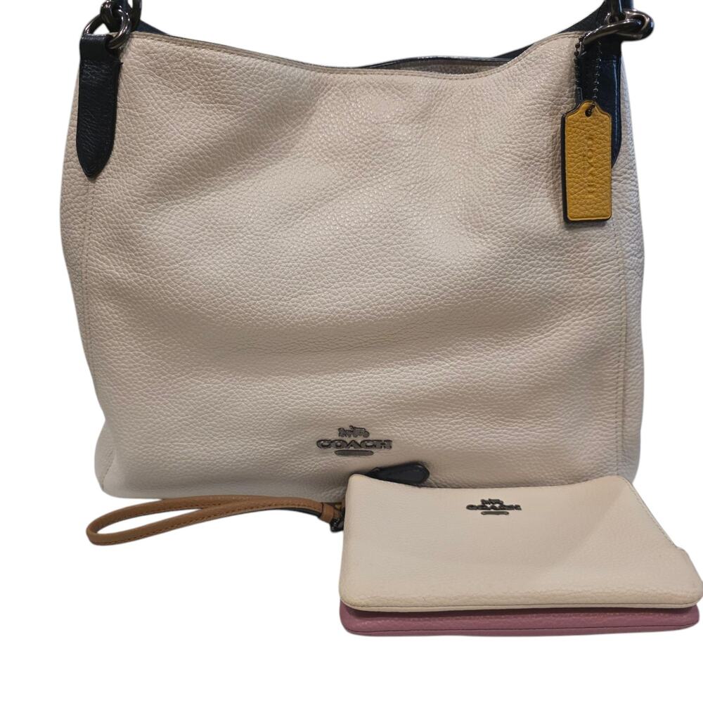 Coach Hallie Shoulder Bag With Wallet Ivory with Pink Zipper.*